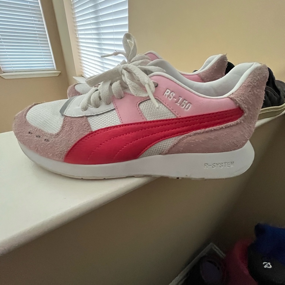 Puma Sneakers